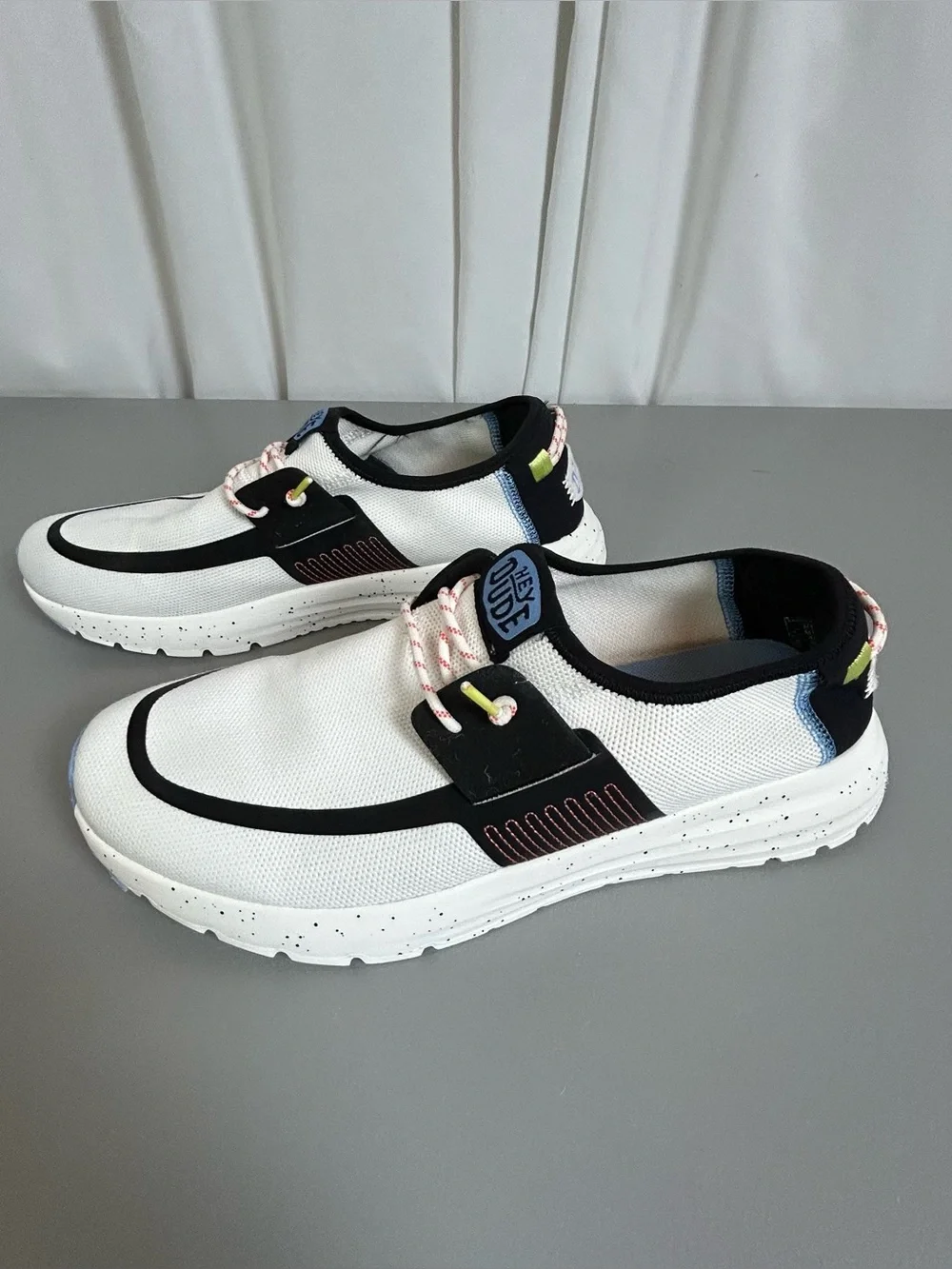 Men’s Hey Dude Slip-On Sneakers white with Blue Accents size 12
